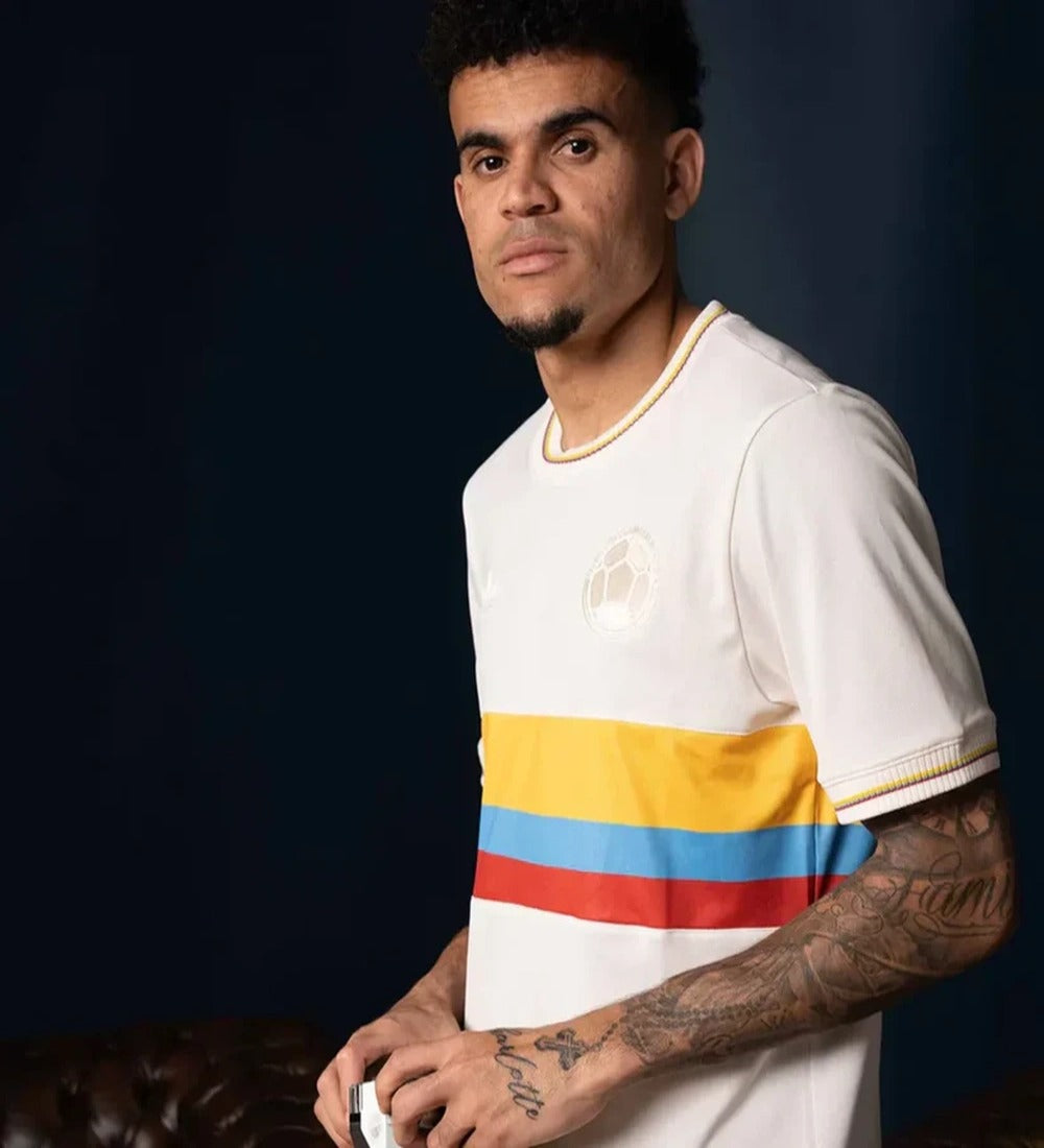 Camiseta Edicion 100 años Selección Colombia: ¡OFERTA BLACK FRIDAY! 🎁PROMOCION ENVIO GRATIS + SORTEO WIN SPORT GRATIS POR 6 MESES🎁